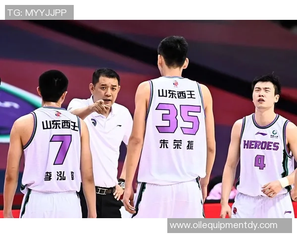 武汉篮球队战术解析与对手对比深度剖析